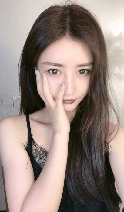 刚到兼职，不错的嫩妹，可以制服